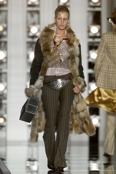 Look 21
